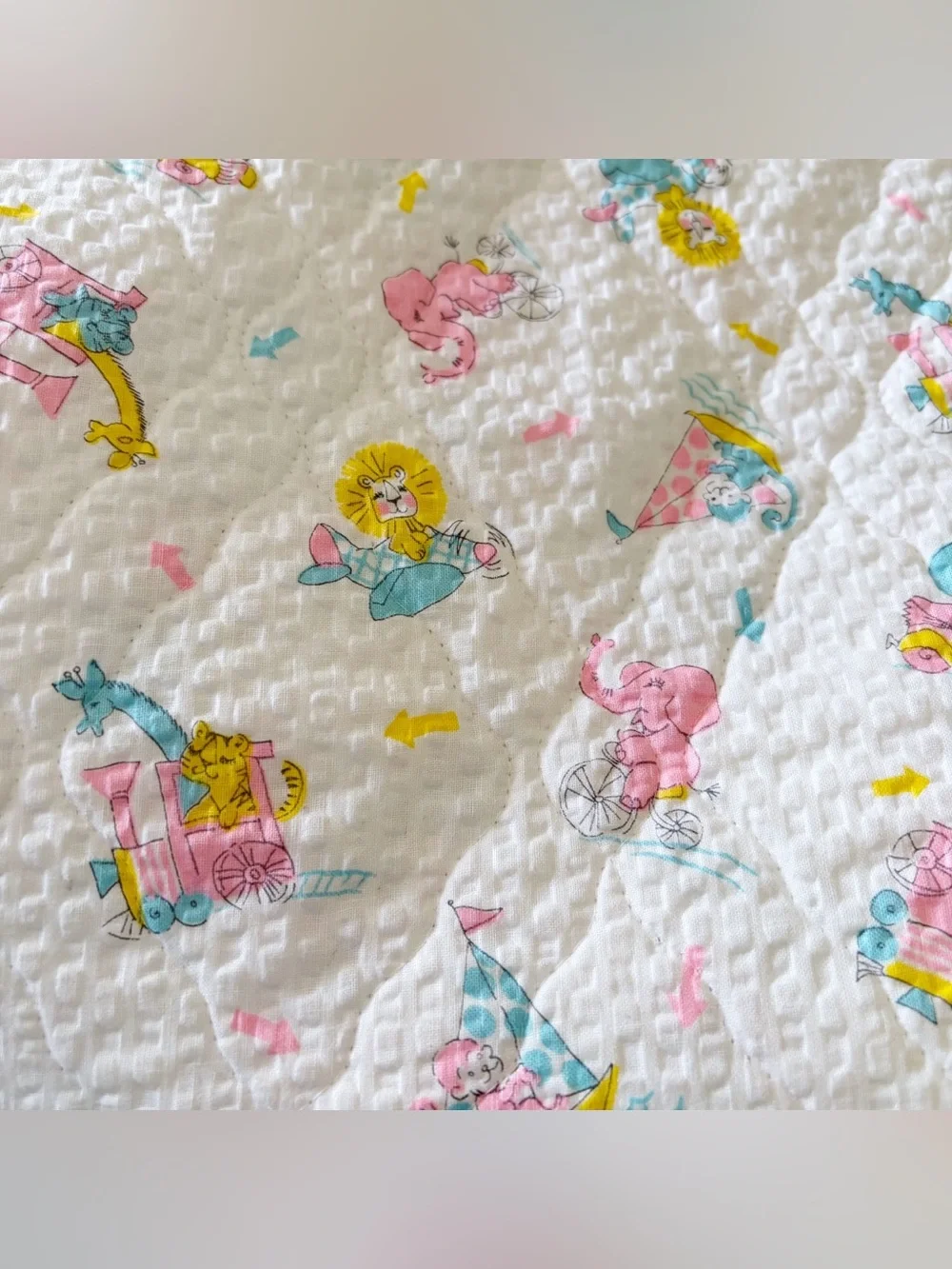 Vintage Jack Turk & Co. Kozee Komfort Quilted Baby Crib Blanket Circus Animals